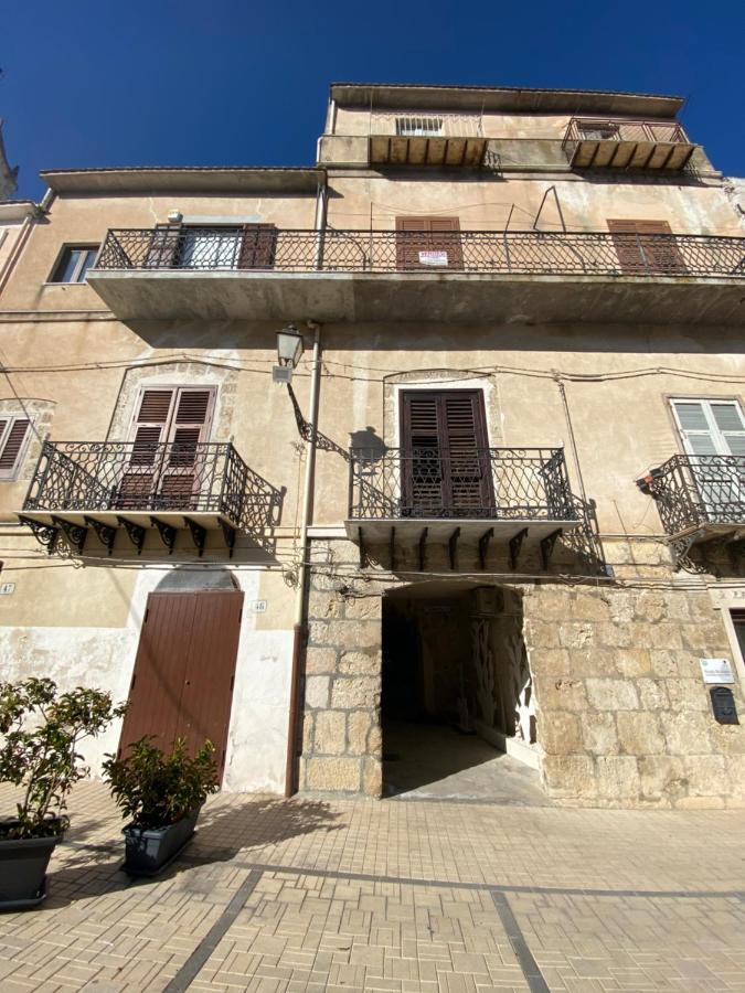 شقة Cortile Umberto Racalmuto المظهر الخارجي الصورة